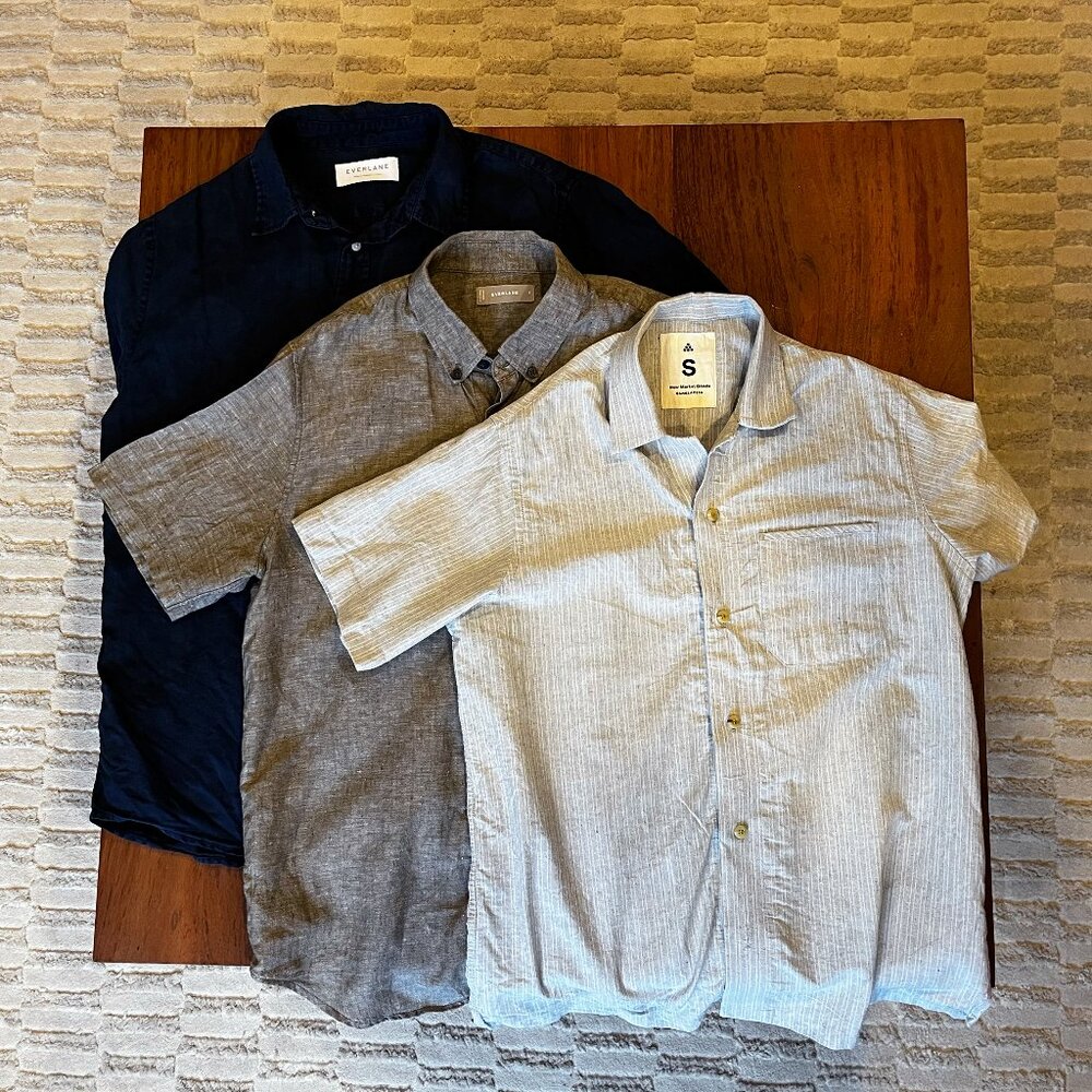 3 Short-Sleeve Button-Up Men's Shirts -Small - Everlane & New Market Goods